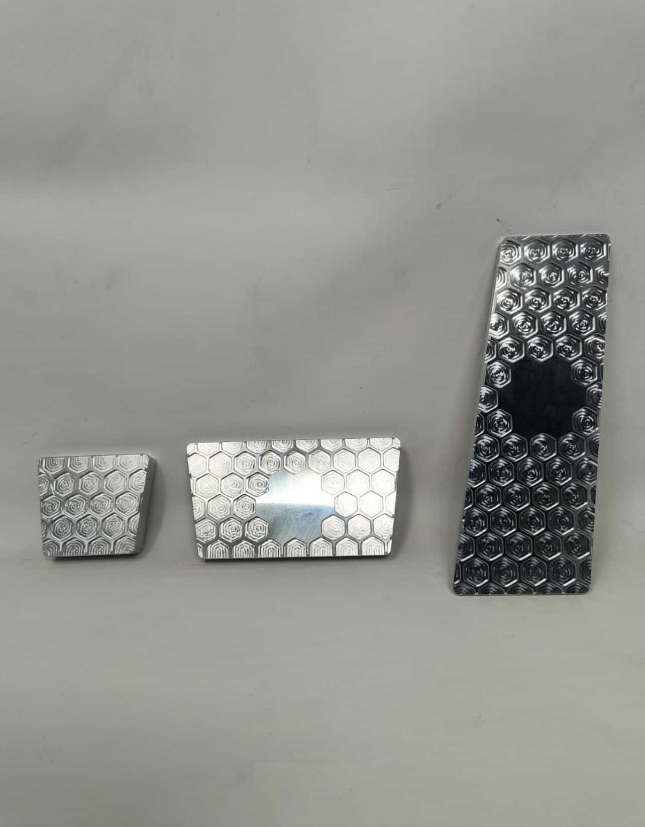 Custom hex-pattern pedal set